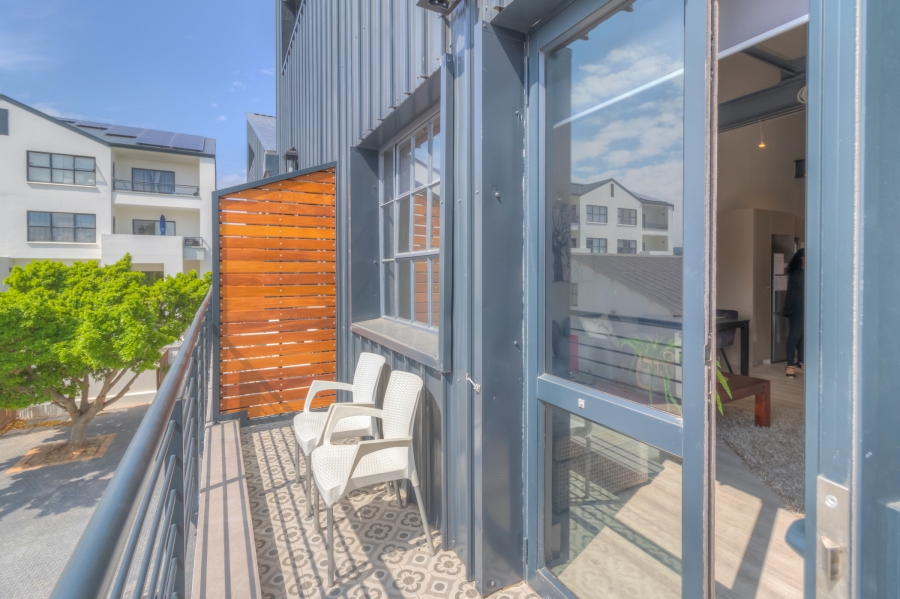 To Let 1 Bedroom Property for Rent in Paardevlei Western Cape